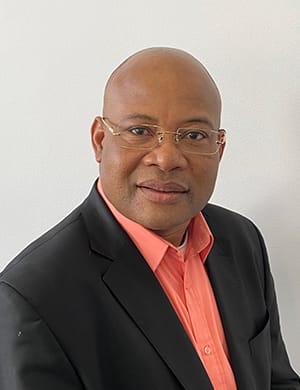 Professeur Martin Mulumba Tshitoko — Portrait officiel